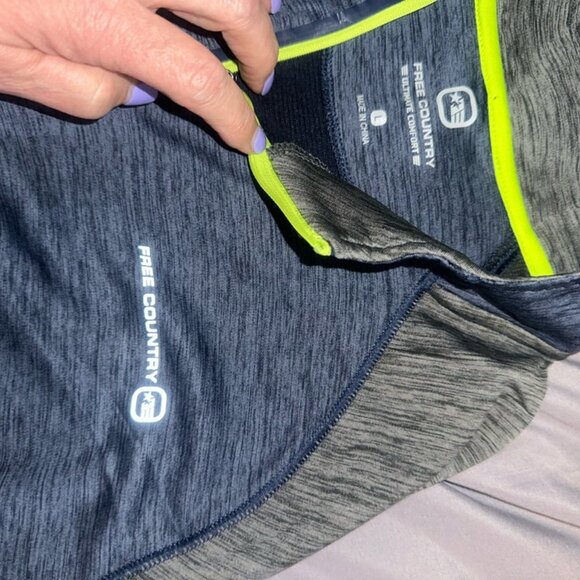 Free Country Large Dri Fit pullover - Picture 2 of 3